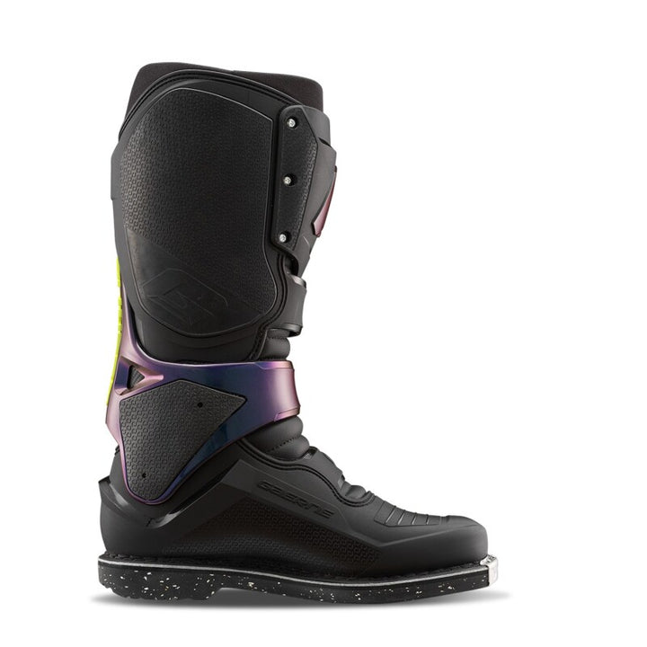 Gaerne SG22 Boot Chameleon Size - 10.5 - Bull Strap