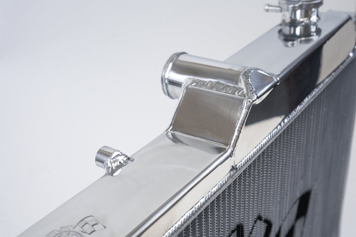 CSF 14-18 Subaru Forester High-Performance All-Aluminum Radiator - Bull Strap