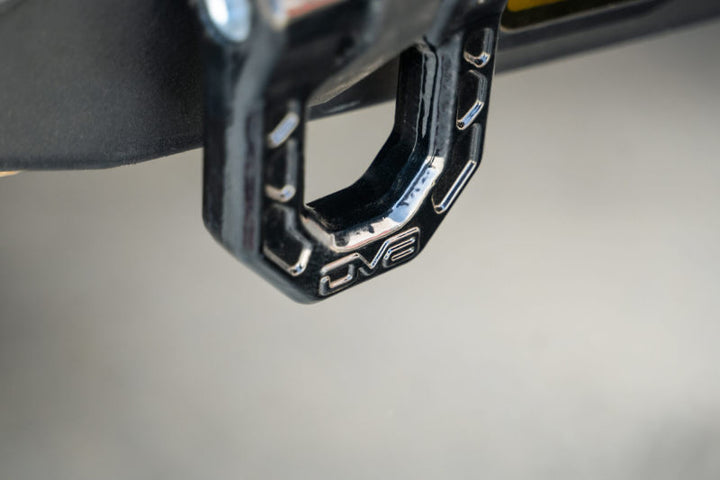 DV8 Offroad Elite Series D-Ring Shackles - Pair (Black) - Bull Strap