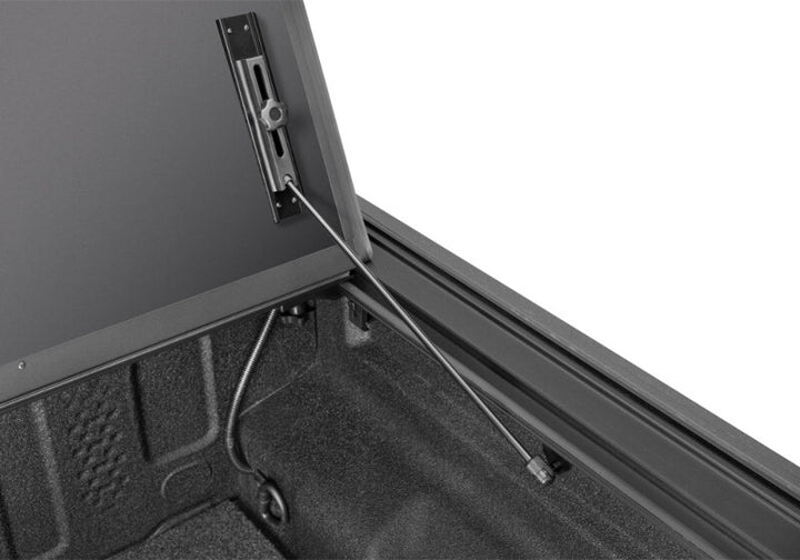 BAK 14-18 GMC Silverado/Sierra 1500 & 15-19 1500/2500/3500 5.9ft. Bed BAKFlip MX4 TS - Bull Strap