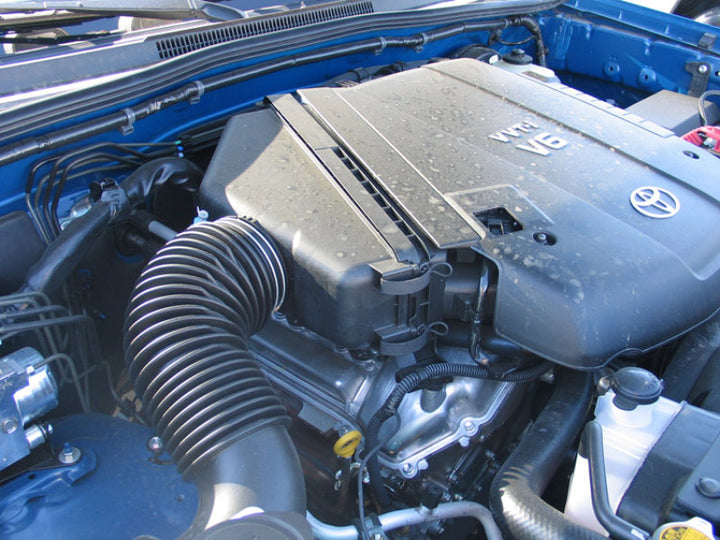 K&N 05-10 Toyota Tacoma/Tundra / 02-09 4Runner / 07-09 FJ Cruiser Drop In Air Filter - Bull Strap