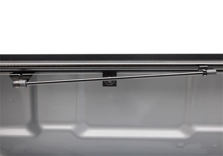 BAK 2022 Nissan Frontier 5ft Bed BAKFlip MX4 Matte Finish - Bull Strap