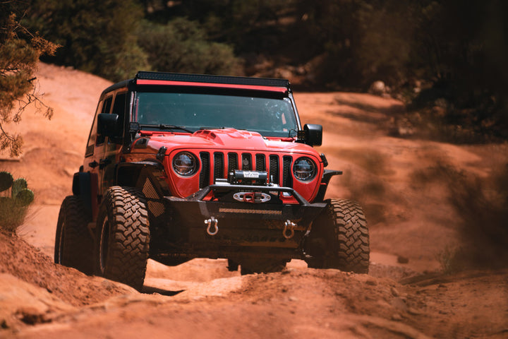 DV8 Offroad 2018+ Jeep Wrangler JL/Gladiator LED Projector Headlights - Bull Strap