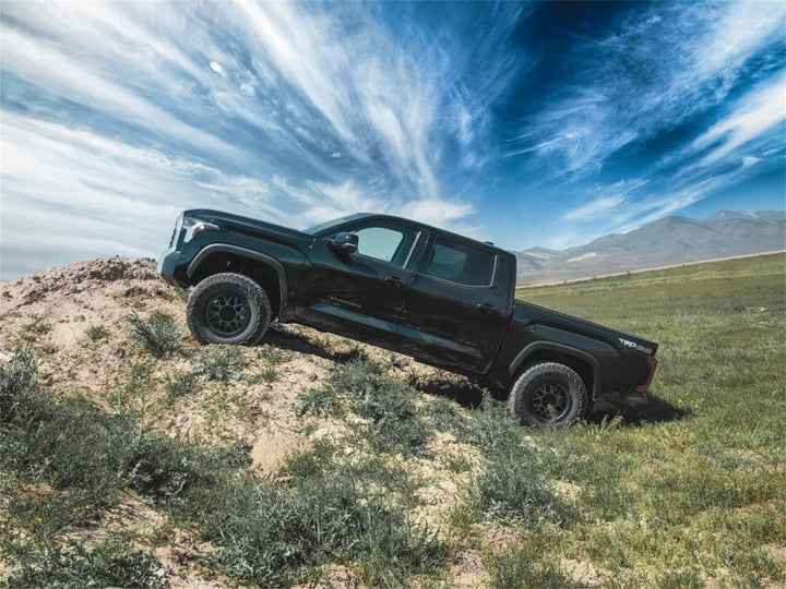 Tuff Country 2022 Toyota Tundra 2023 Sequoia 2in Leveling Kit - Bull Strap