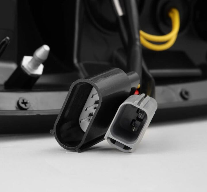 AlphaRex 97-03 Ford F150 / 99-16 Ford F250/F350/F450/F550 LUXX-Series LED Tail Lights - Alpha-Black - Bull Strap