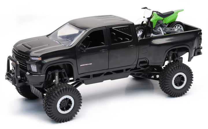 New Ray Toys Chevy Off Road Pickup with Dirt Bike/ Scale - 1:20 - Bull Strap