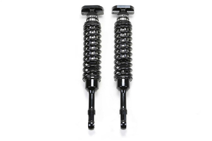 Fabtech 06-09 Toyota FJ 4WD 6in Front Dirt Logic 2.5 N/R Coilovers - Pair - Bull Strap