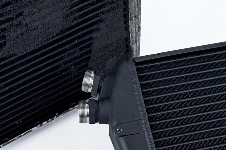 CSF Porsche 964/993 OEM+ Performance Fender Oil Cooler - Bull Strap