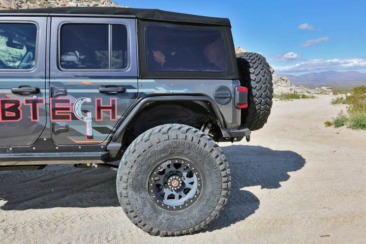 Fabtech 18-21 Jeep JL 4WD Rear Steel Tube Fenders - Textured Black - Bull Strap