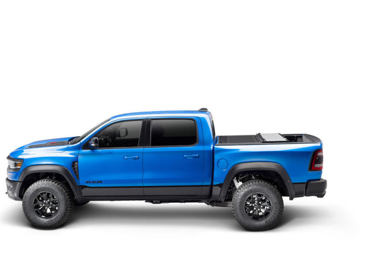 UnderCover 03-20 Dodge Ram 1500/2500 (w/o Rambox) 6.4ft Ultra Flex Bed Cover - Matte Black Finish - Bull Strap