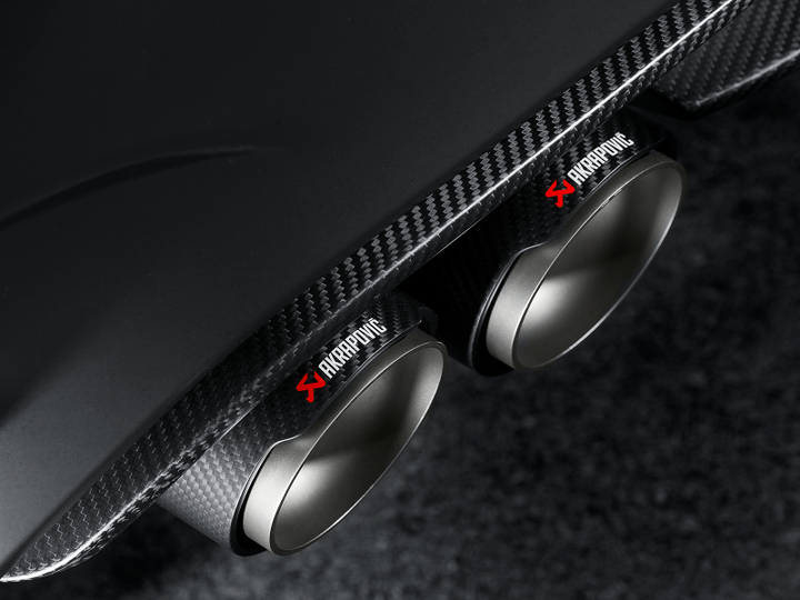 Akrapovic 14-17 BMW M3/M4 (F80/F82) Tail Pipe Set (Carbon) - Bull Strap