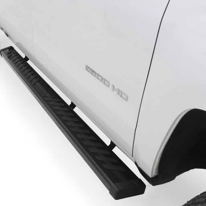 Lund 2019 Chevy Silverado 1500 Crew Cab Summit Ridge 2.0 Running Boards - Black - Bull Strap