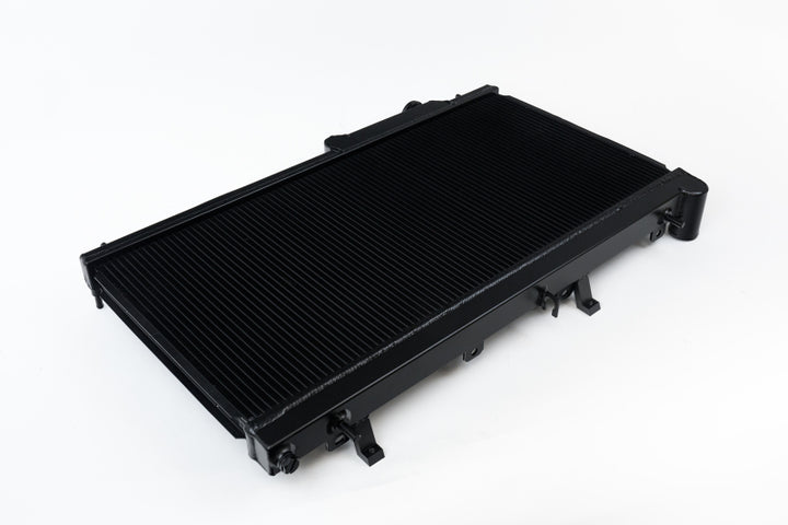 CSF 08-15 Subaru Impreza WRX/STI 1-Row 31mm High-Performance Aluminum Radiator - Black - Bull Strap