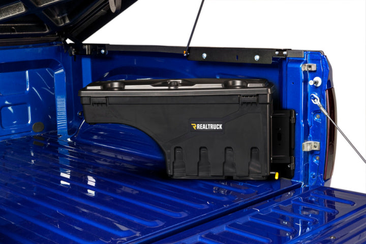UnderCover 02-18 Ram 1500 (19-20 Classic) / 03-20 Ram 2500 Passengers Side Swing Case - Black Smooth - Bull Strap